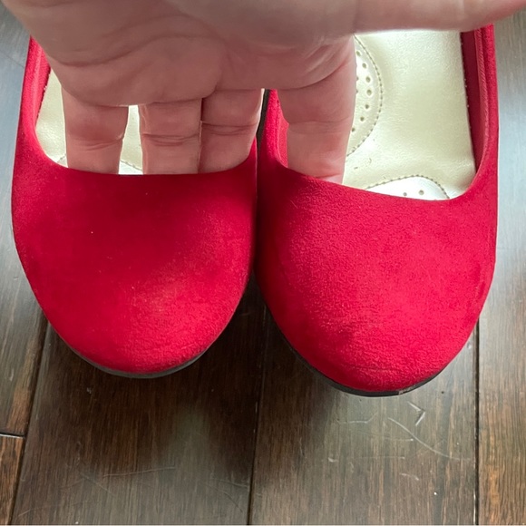 👠 Red Hills size 5.5M - Picture 3 of 4
